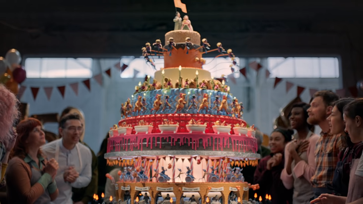 Sainsbury's 150th anniversary cake