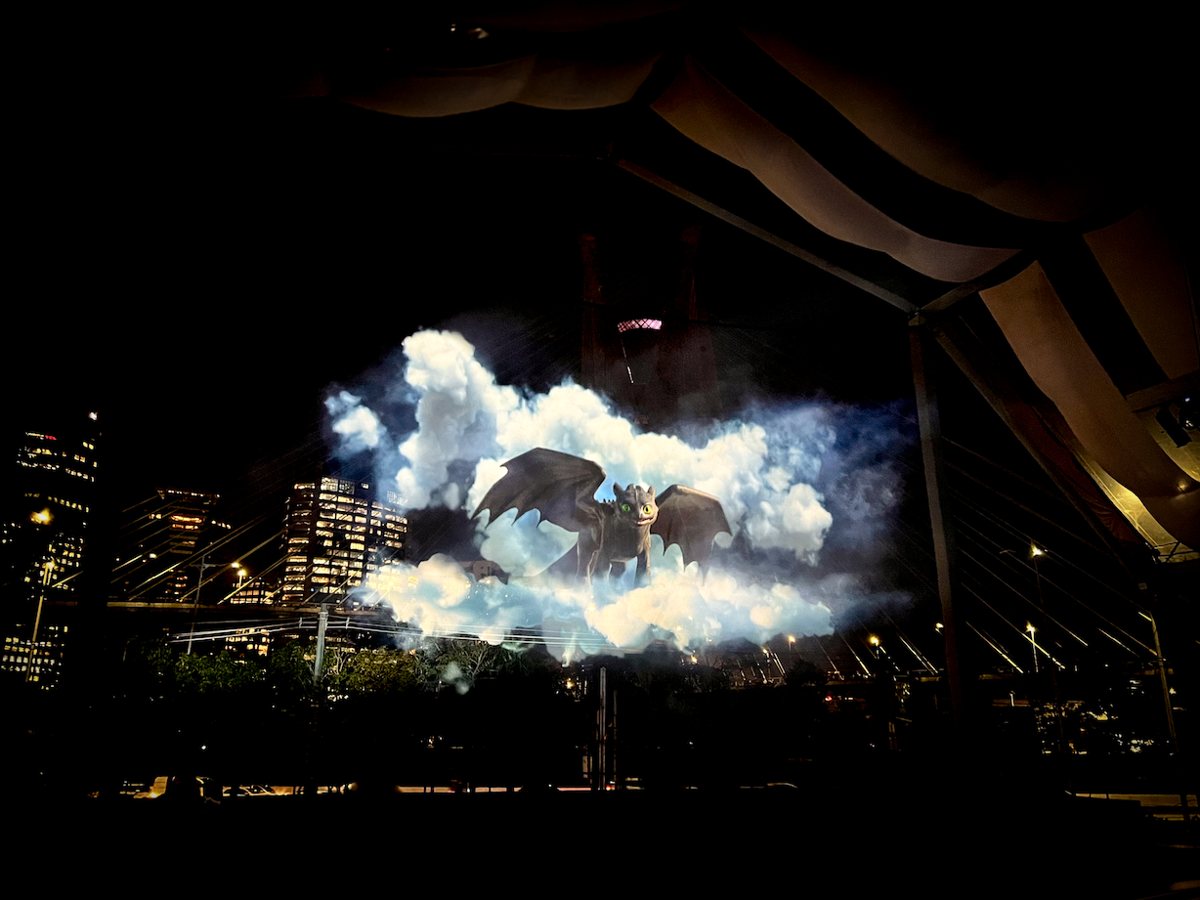 How to Train Your Dragon DOOH